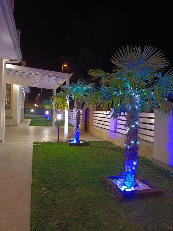 Residence Deamarina Marina di Massa Eksteriør bilde