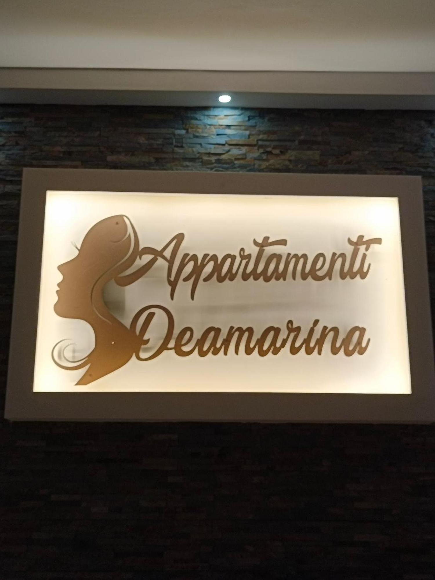 Residence Deamarina Marina di Massa Eksteriør bilde
